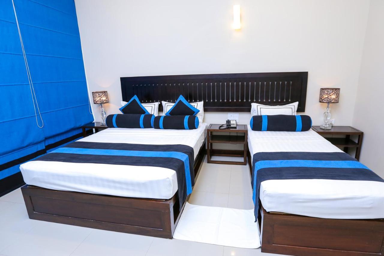 Hotel Randiya Ponnarankulama Exterior photo