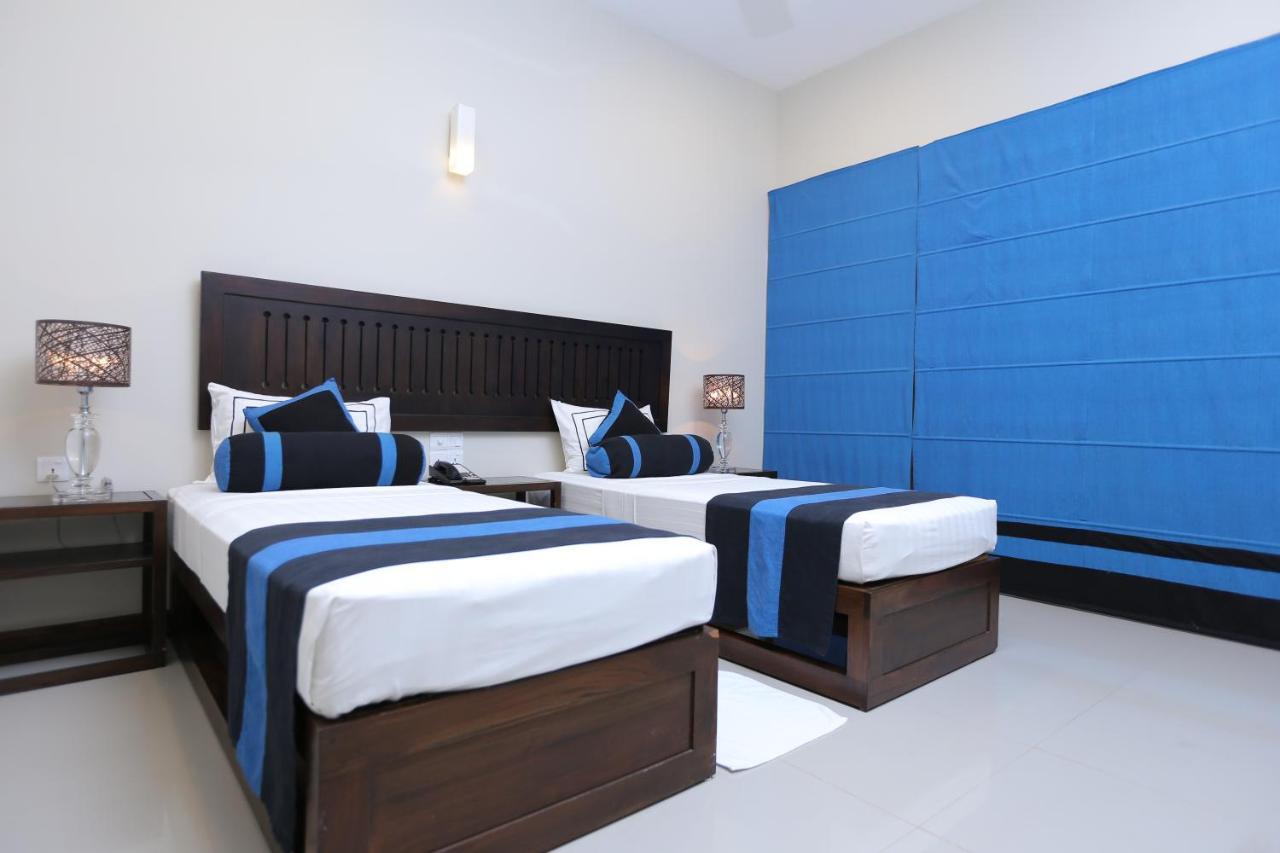 Hotel Randiya Ponnarankulama Exterior photo